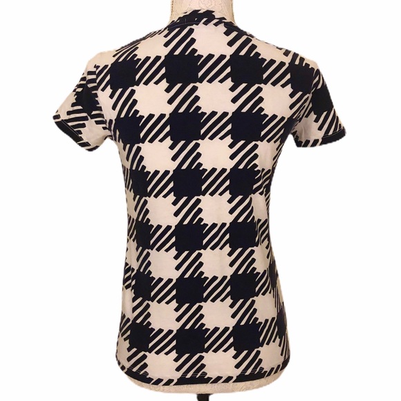 Women’s Lacoste T-shirt - Picture 2 of 3